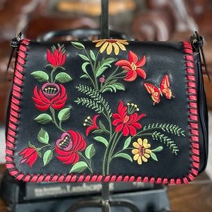 Embroidered Floral Purse